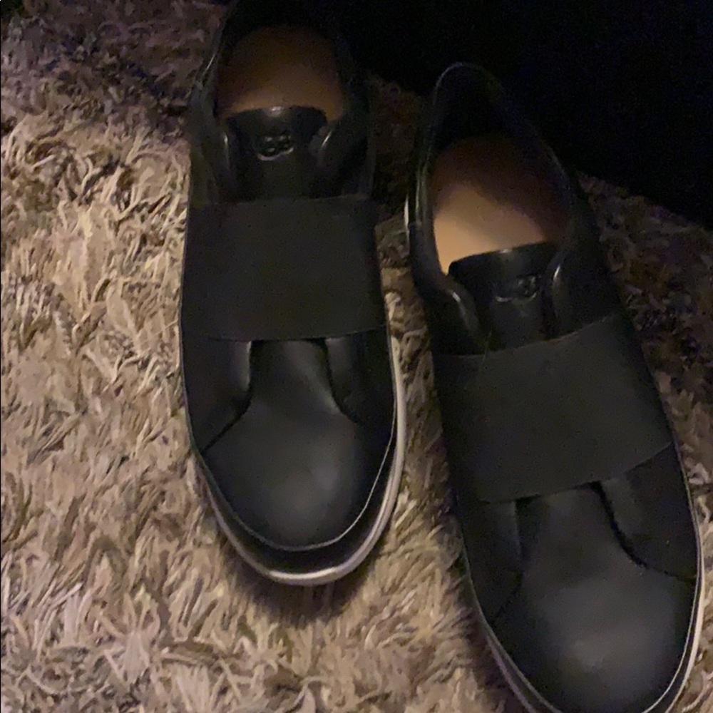 Ugg’s sneakers